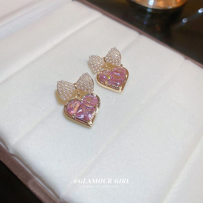 Fashion Round Letter Heart Shape Copper Plating Inlay Shell Zircon Ear Studs 1 Pair