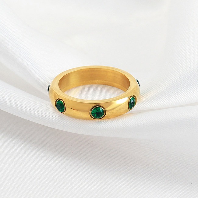 Elegante estilo clássico redondo titânio aço polimento chapeamento strass anéis banhados a ouro 18K