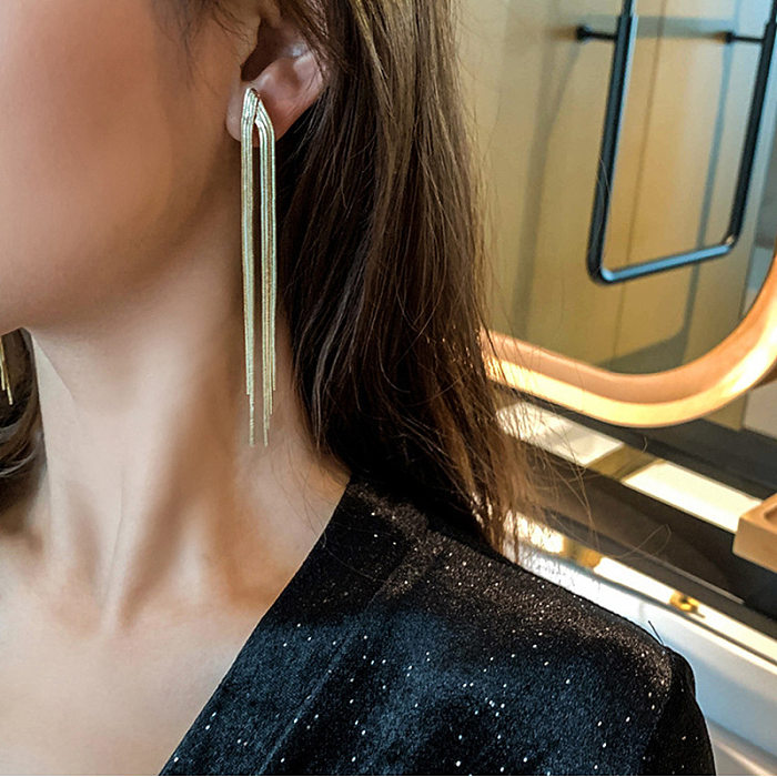 1 paire de boucles d'oreilles pendantes élégantes et luxueuses en cuivre plaqué or 18 carats