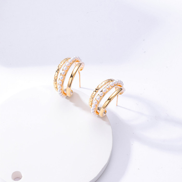 Retro Copper Material Electroplating 18K Gold C-shaped Pearl Earrings