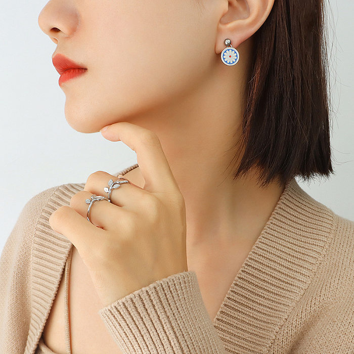 Personality Small Daisy Titanium Steel Necklace Bracelet Earrings Jewelry