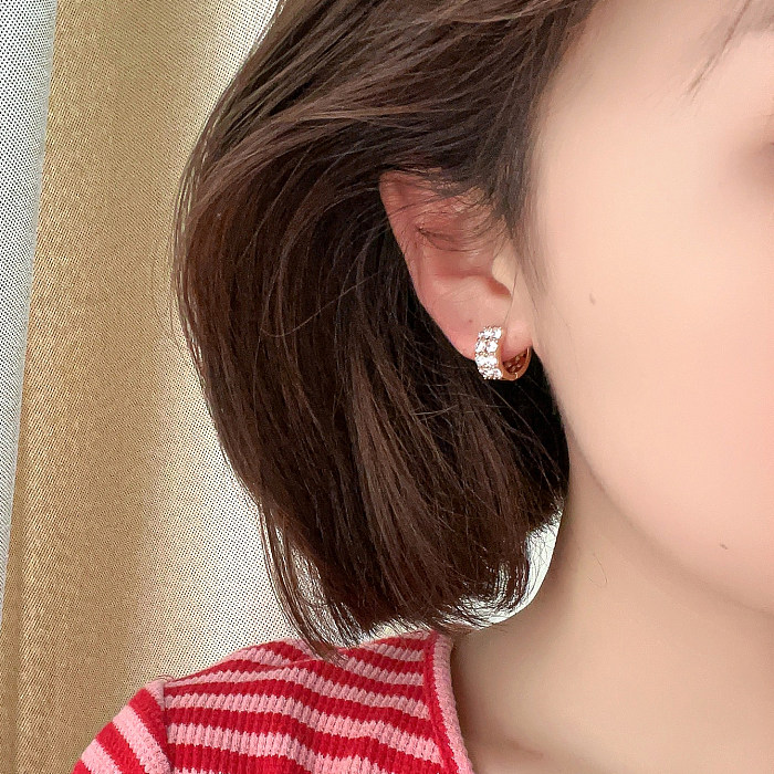 1 Pair Modern Style Simple Style Round Plating Inlay Copper Zircon White Gold Plated Gold Plated Earrings