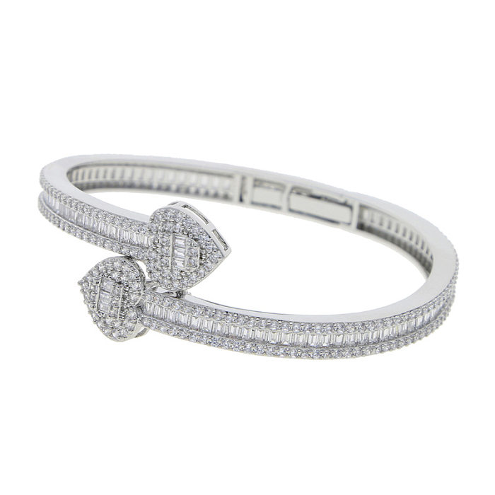 Bracelets d'anneaux de Zircon incrustés de cuivre en forme de coeur hip-hop