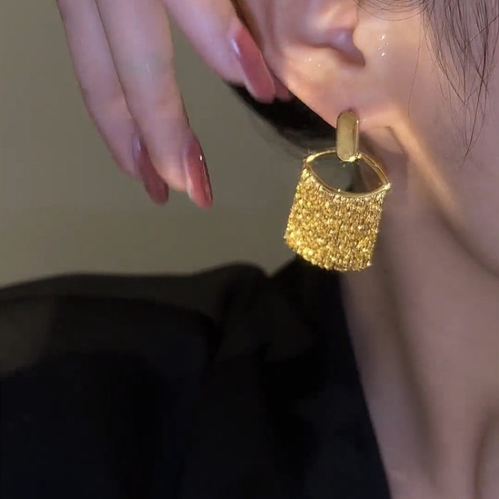 1 Pair Elegant Shiny Geometric Tassel Copper Tassel Plating Gold Plated Silver Plated Earrings