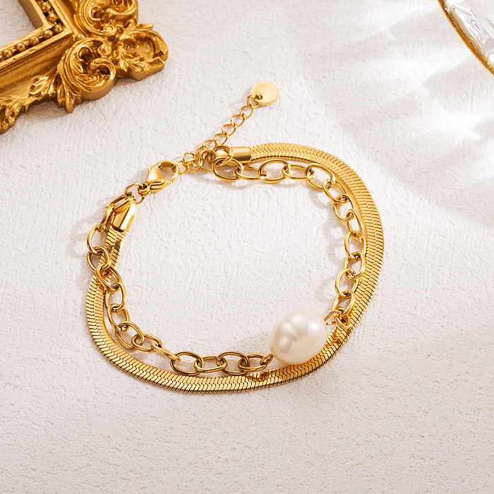 Collar de pulseras chapado en oro de 18 quilates con perlas de agua dulce en capas de acero inoxidable irregulares de estilo francés