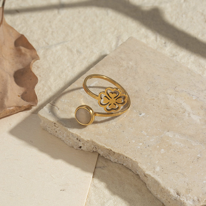 Anillos de diamantes de imitación chapados en oro de 18 quilates de acero inoxidable con mariposa de trébol de cuatro hojas geométricos de estilo IG a granel