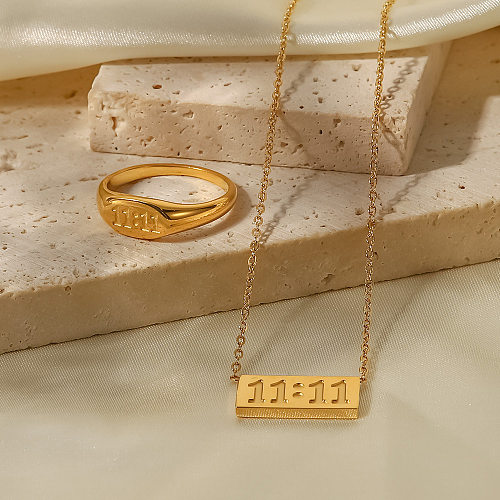 Collier à anneaux plaqué or en acier inoxydable avec numéro de mode