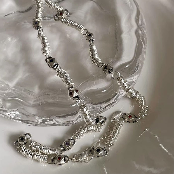 Geometrische Halskette im modernen Stil mit Kupferbeschichtung