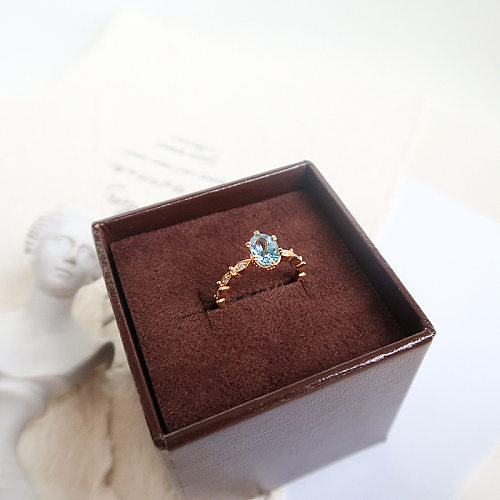 Anéis de pedras preciosas artificiais com embutimento oval de cobre de estilo simples