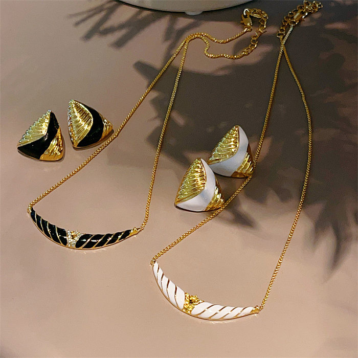 Antiker Stil Vintag18k Gold Schwarz-Weiß-Emaille-Ohrringe Anzug Hochwertige Retro-Ohrstecker Ohrringe
