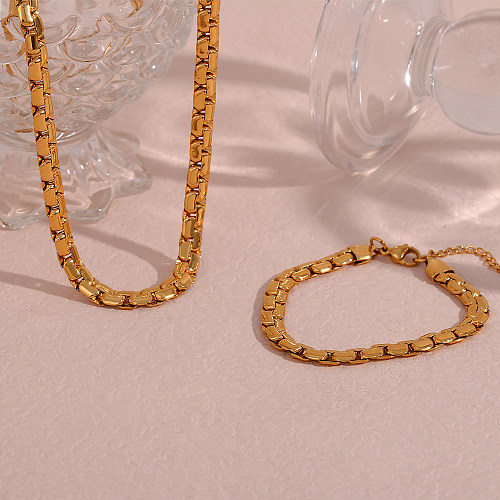 Colar de pulseiras banhado a ouro 18K de aço inoxidável de cor sólida estilo simples