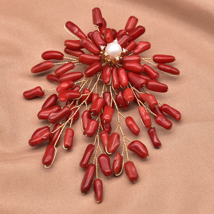 Ensemble de bijoux plaqué or 18 carats avec perles de corail et placage de perles en cuivre, fleur rétro élégante