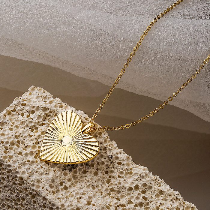 Collar pendiente plateado oro 18K del esmalte de cobre de la forma del corazón del estilo simple dulce