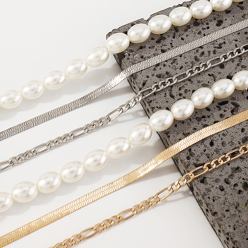 Moderner Stil, schlichter Stil, runde Imitationsperlen-Eisen-Kupfer-Perlen-Halskette