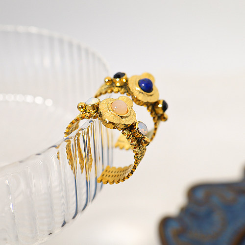 Offener Ring im Vintage-Stil mit geometrischer Titanstahlbeschichtung und Naturstein-Intarsien, 14 Karat vergoldet