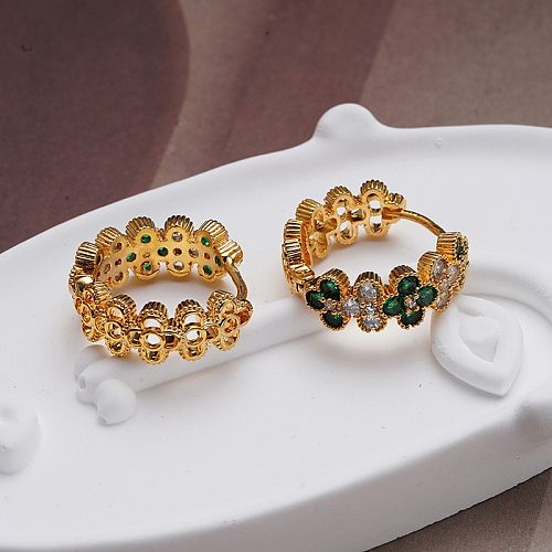 1 paire de boucles d'oreilles en strass plaqué cuivre, trèfle à quatre feuilles à la mode