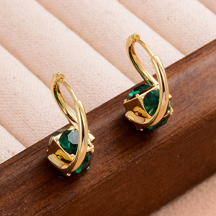 1 Paar elegante, modische, quadratische Ohrringe mit Inlay aus Kupfer-Strasssteinen und 14-Karat-Vergoldung