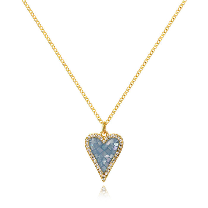 قلادة جميلة على شكل قلب من النحاس المطلي بالذهب والزركون بكميات كبيرة