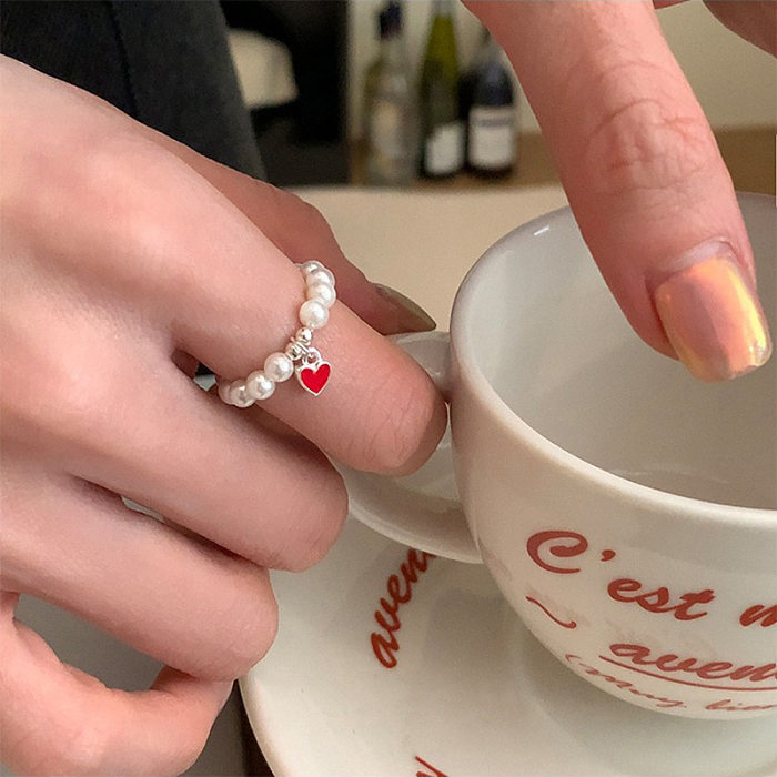 Anéis com pingente de pérola esmaltada de cobre em formato de coração doce estilo IG