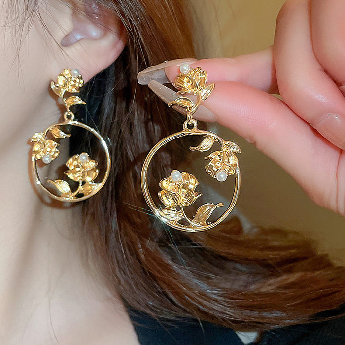 1 par de pinos de orelha de cobre revestidos de flores estilo vintage estilo simples