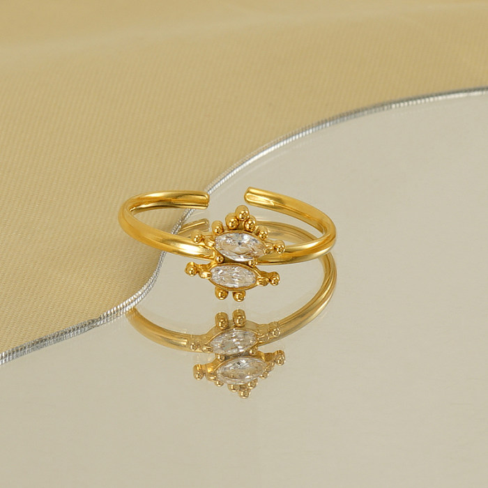Elegante, schlichte, geometrische Edelstahl-Beschichtung mit Strasssteinen und 18 Karat vergoldeten offenen Ringen