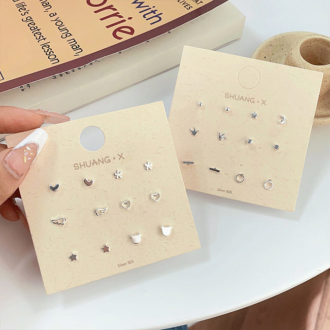 Simple Style Round Star Moon Copper Ear Studs 1 Set