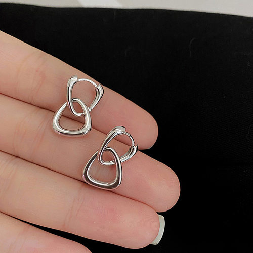 1 paire de boucles d'oreilles pendantes en cuivre plaqué Triangle de Style Simple