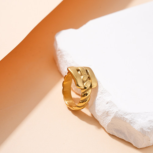 Anéis banhados a ouro com revestimento de aço inoxidável de cor sólida estilo moderno de férias por atacado