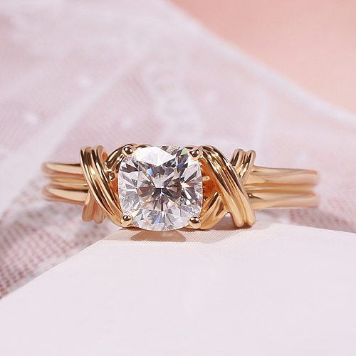 Anéis banhados a ouro da gema do embutimento do chapeamento de cobre da cor sólida do estilo simples