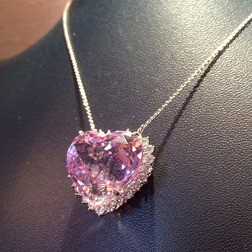 Moda em forma de coração rosa diamante zircão pingente simples colar de cobre