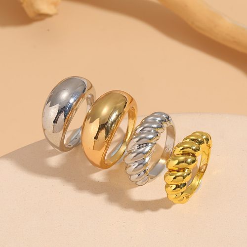 Anéis banhados a ouro 14K elegantes e luxuosos de estilo clássico de cor sólida