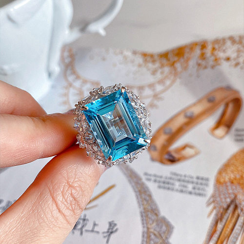 Anéis de cobre quadrados fashion incrustados com pedras preciosas artificiais Anéis de cobre