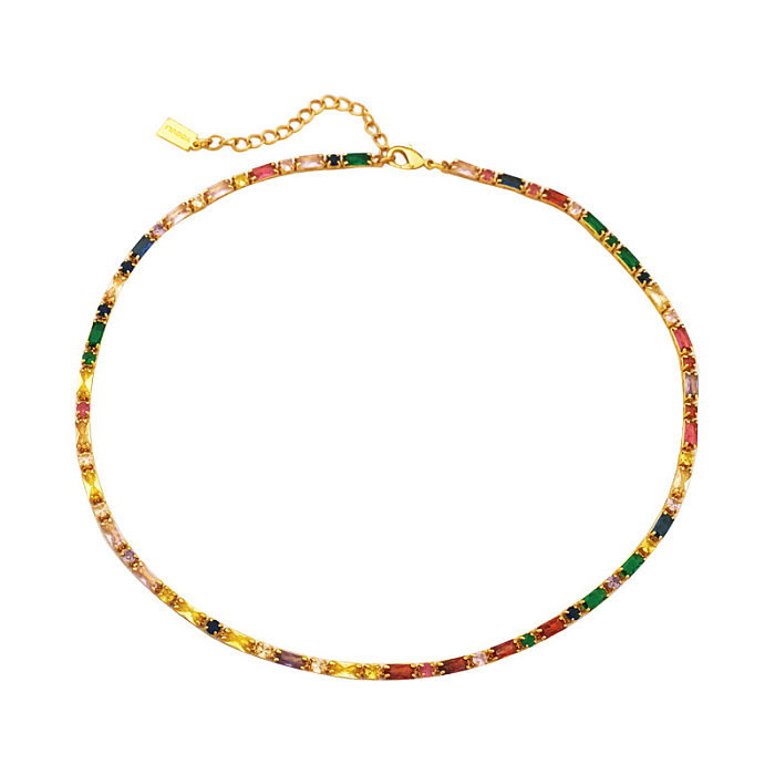 Damen-Halskette mit quadratischer Verkupferung und Inlay aus Zirkon