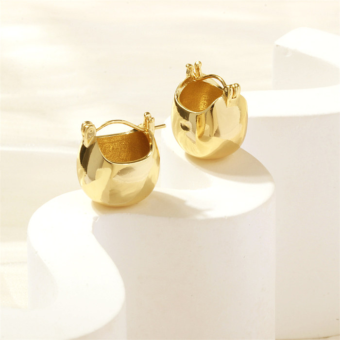 1 Pair Retro Simple Style Semicircle Ball Plating Copper 18K Gold Plated Hoop Earrings