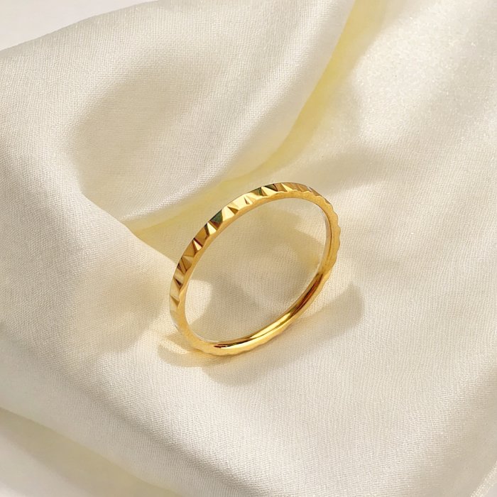 Classical Handmade Romantic Gear Stainless Steel Asymmetrical Plating Pleated 18K Gold Plated Rings