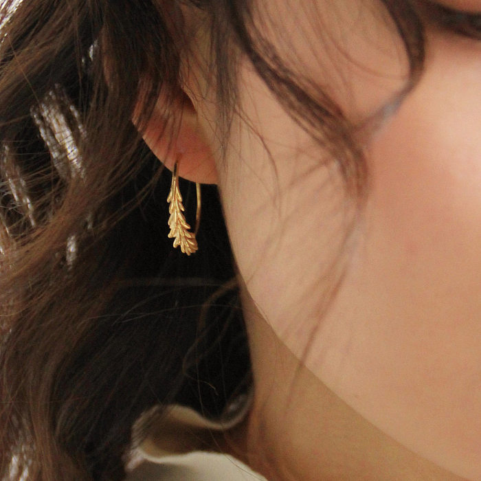 Ohrringe aus gemasertem Kupfer im französischen Stil, vergoldete Kupferohrringe