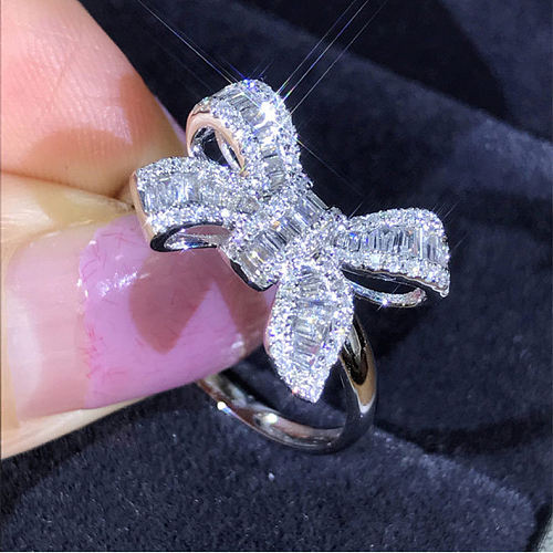 Novo anel de diamante escada de arco de simulação estética anel de diamante feminino