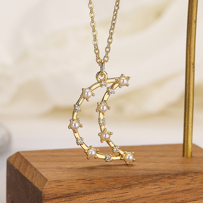 Einfache Art-Pendel-Mond-Libelle-Kupfer-18K-vergoldete künstliche Perlen-Zirkon-Anhänger-Halskette in großen Mengen