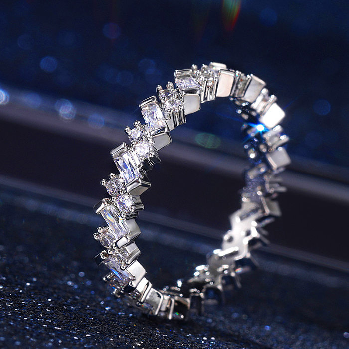 Joyería de moda nuevo anillo de cola de circón con incrustaciones de cobre cuadrado de diamante femenino