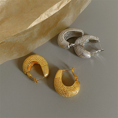 1 Paar schlichte Ohrringe im IG-Stil mit einfarbiger Beschichtung aus Kupfer mit 18-Karat-Vergoldung