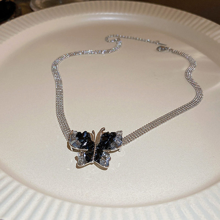 Retro Flower Butterfly Lock Copper Beaded Pendant Necklace