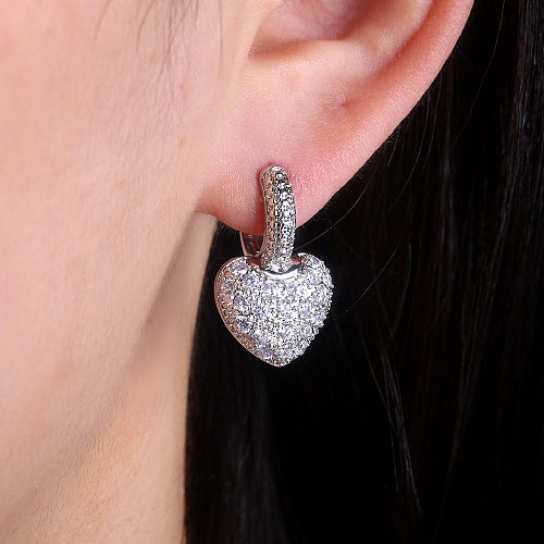 Version coréenne de boucles d'oreilles pendentif coeur en cuivre incrusté de Zircon