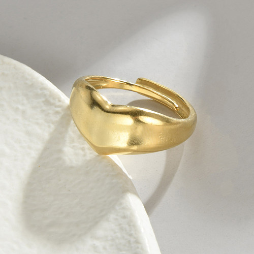 Schlichter Stil, herzförmige offene Ringe aus Edelstahl mit 14-Karat-Vergoldung