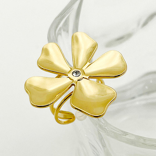 Atacado elegante e bonito flor chapeamento de aço inoxidável incrustação de anéis abertos de zircão banhado a ouro