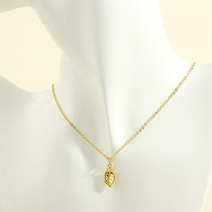 Simple Style Commute Leaf Copper 18K Gold Plated Pendant Necklace In Bulk