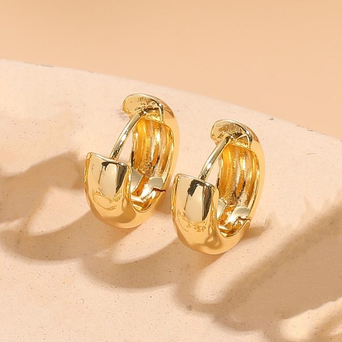 1 Piece Classic Style C Shape Asymmetrical Plating Inlay Copper Zircon 14K Gold Plated Earrings