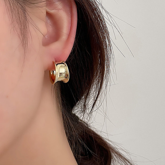 Fashion C Shape Copper Ear Studs Plating Copper Earrings