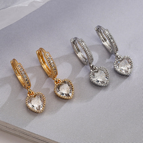 1 paire de boucles d'oreilles pendantes en forme de cœur brillant, Style Simple, incrustation de cuivre et de Zircon plaqué or 18 carats