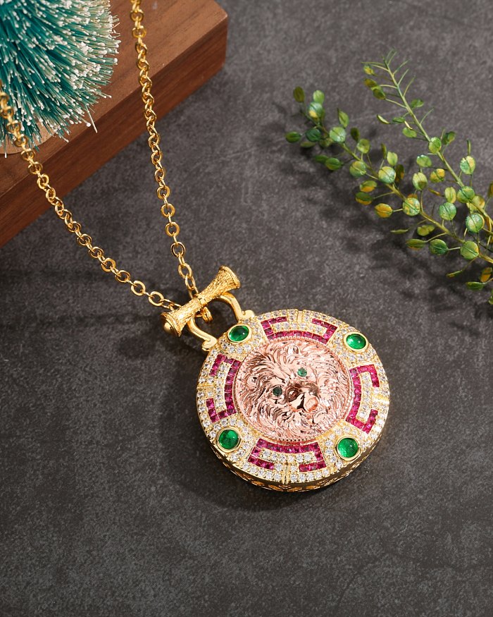 Estilo vintage luxuoso estilo romano leão chapeamento de cobre incrustação zircão 18k banhado a ouro colar pingente