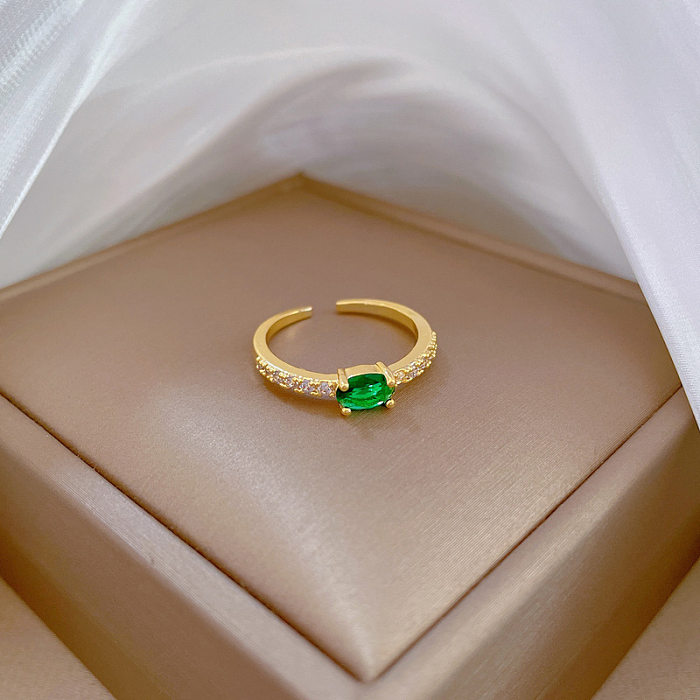 Anéis abertos banhados a ouro de pedras preciosas artificiais do embutimento de bronze oval do chapeamento do estilo moderno